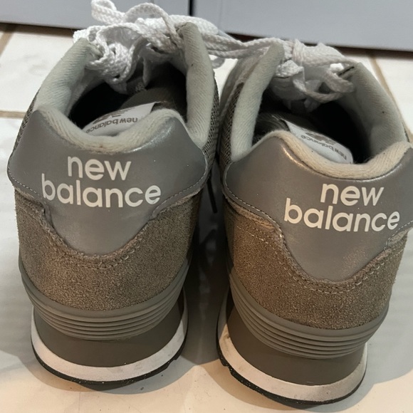 New Balance 574 Sneakers. - Picture 4 of 11